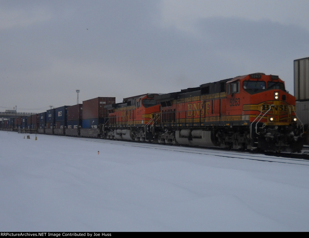 BNSF 5263 East